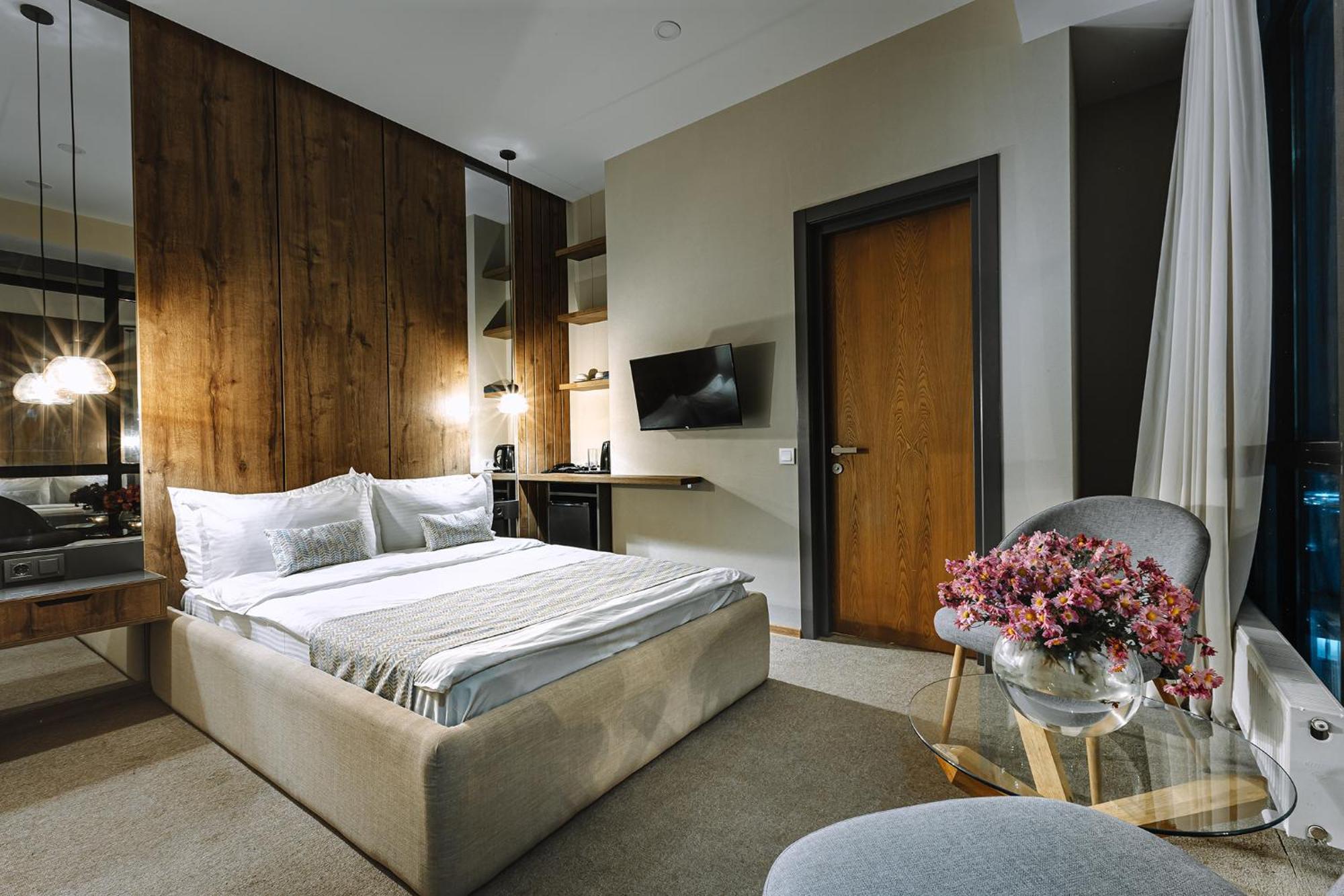 Hotel Sky Station Tbilisi Ngoại thất bức ảnh