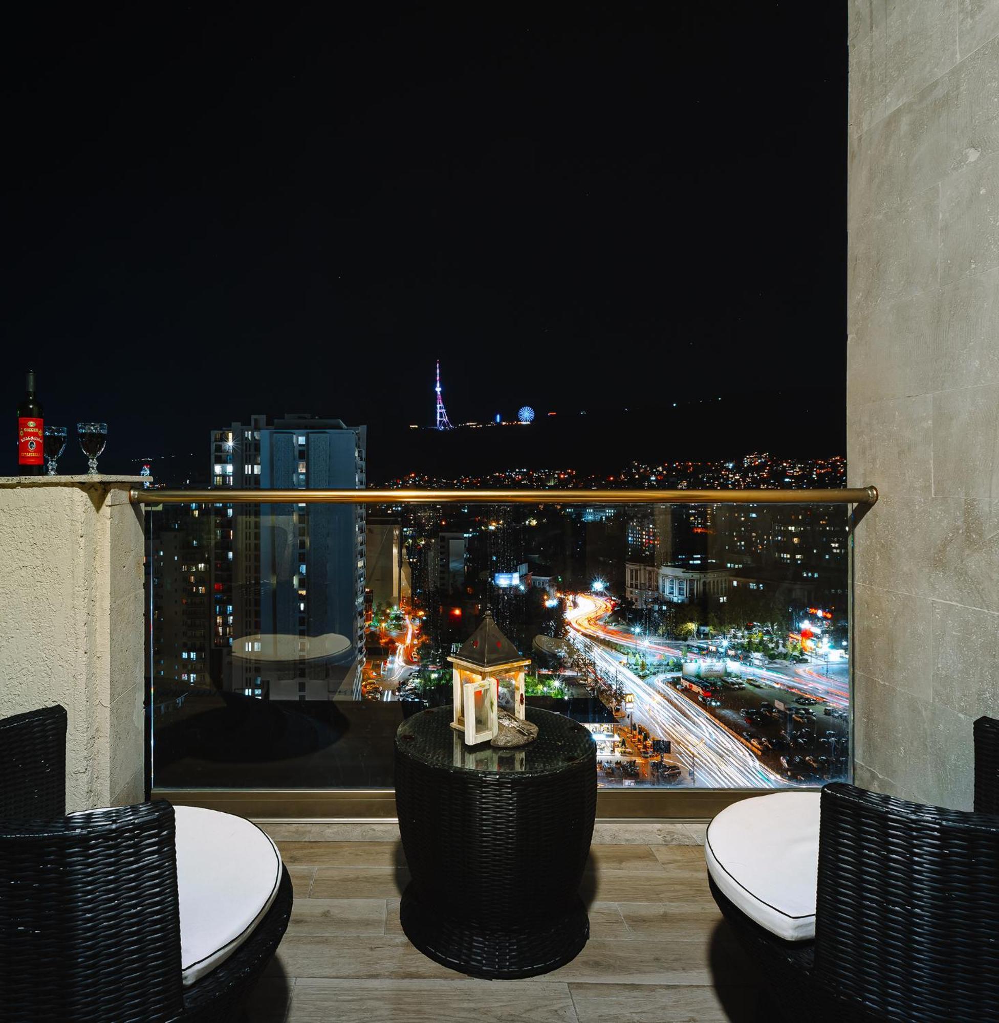Hotel Sky Station Tbilisi Ngoại thất bức ảnh